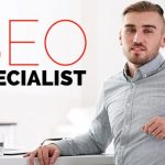 What to see in an SEO specialist?